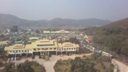 တရုတ်ဘက်မှာ ပိတ်မိနေတဲ့ မြန်မာကုန်ကားေွတအတွက် မူဆယ်ဂိတ်တခု ယာယီပြန်ဖွင့်