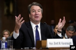 被提名为美国最高法院大法官的卡瓦诺在国会参议院司法委员会的确认听证会上作证。(2018年9月27日)