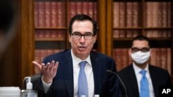 美国财政部长姆努钦在参议院一场听证会上发言。(2020年6月10日)