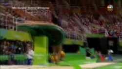 Чому гімнастка США Сімон Бейлс відкинула запрошення престижник університетів і поступила до онлайн коледжу. Відео Чому гімнастка США Сімон Бейлс відкинула запрошення престижник університетів і поступила до онлайн коледжу. Відео