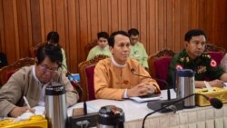 ဦးဖြိုးမင်းသိန်းနဲ့ ဗဟိုကော်မတီဝင် ၃ ယောက်ကို NLD ထုတ်ပယ်
 ဦးဖြိုးမင်းသိန်းနဲ့ ဗဟိုကော်မတီဝင် ၃ ယောက်ကို NLD ထုတ်ပယ်