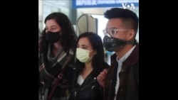 被取消记者证的美国记者离开中国 被取消记者证的美国记者离开中国
