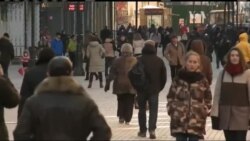 Ось так "затягують паски" у Москві. Відео Ось так "затягують паски" у Москві. Відео
