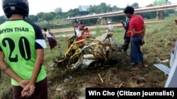 中国制造的两架歼-7战斗机在缅甸坠毁,导致三人死亡。