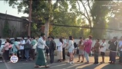 နိုင်ငံခြားအလုပ်သွားသူများ စစ်မှုထမ်းဖို့ သဘောတူရ “တပတ်အတွင်းသတင်း” နိုင်ငံခြားအလုပ်သွားသူများ စစ်မှုထမ်းဖို့ သဘောတူရ “တပတ်အတွင်းသတင်း”