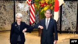 美国常务副国务卿谢尔曼与日本副外相森健良举行会晤。(2021年7月21日)