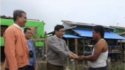 ဆိုင်ကလုန်းဒုက္ခသည်များ ကူညီရေးလုပ်ငန်းစတင် ဆိုင်ကလုန်းဒုက္ခသည်များ ကူညီရေးလုပ်ငန်းစတင်