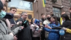 Розвиток справи плівок – Петро Порошенко не з’явився на виклик в Державне Бюро розслідувань. Відео Розвиток справи плівок – Петро Порошенко не з’явився на виклик в Державне Бюро розслідувань. Відео