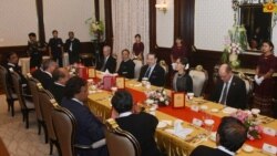 အကြံပေးအဖွဲ့ တာဝန်ထက် ကျော်လွန် ဆွေးနွေးဟု Bill Richardson ကို အစိုးရဝေဖန် အကြံပေးအဖွဲ့ တာဝန်ထက် ကျော်လွန် ဆွေးနွေးဟု Bill Richardson ကို အစိုးရဝေဖန်