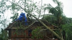 Amphan မုန်တိုင်းကြောင့် အိန္ဒိယနဲ့ဘင်္ဂလားဒေ့ရှ်မှာ ၃၁ ဦးထက်မနည်းသေဆုံး Amphan မုန်တိုင်းကြောင့် အိန္ဒိယနဲ့ဘင်္ဂလားဒေ့ရှ်မှာ ၃၁ ဦးထက်မနည်းသေဆုံး