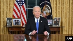ရာထူးသက်တမ်းကုန်ဆုံးတော့မယ့် သမ္မတ Joe Biden နှုတ်ဆက်မိန့်ခွန်းပြောကြားစဥ်။ (ဇန်နဝါရီ ၁၅၊ ၂၀၂၅)