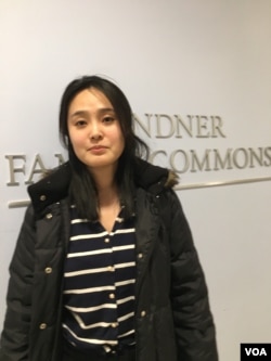 台湾淡江大学大陆研究所助理教授吕冠颐(美国之音钟辰芳拍摄)