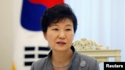 被正式免职的韩国总统朴谨惠(资料图)