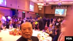 北京台資企业协会荣誉理事长谢坤宗在桃园(美国之音记者申华 拍摄)