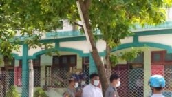 ရခိုင်စစ်ပွဲဆန့်ကျင်ဆန္ဒပြသူ ဗကသကျောင်းသားများဖမ်းဆီးရုံးတင်ခံရ ရခိုင်စစ်ပွဲဆန့်ကျင်ဆန္ဒပြသူ ဗကသကျောင်းသားများဖမ်းဆီးရုံးတင်ခံရ
