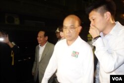 台湾民进党主席苏贞昌4月24日参加“一人一叩,守护生命”活动 (美国之音张佩芝拍摄)