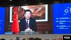 中国国家主席习近平发表视频讲话祝贺第三届世界互联网大会开幕。(美国之音叶兵拍摄)