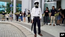 香港大学的医学生组成人链继续抗争,要求港府回应包括成立独立调查委员会的四项诉求。(2019年9月5日)