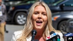 Trump အစိုးရရဲ့ အိမ်ဖြူတော် ပြောခွင့်ရသူ Karoline Leavitt