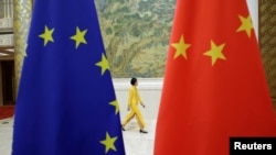 中国和欧盟高层经济对话在北京召开(2018年6月25日路透社)
