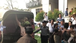 လှေစီးပြေးဒုက္ခသည် ၁၀၆ ဦး ကျောက်တန်းမြို့တော်ခန်းမမှာ ထိန်းသိမ်းထား လှေစီးပြေးဒုက္ခသည် ၁၀၆ ဦး ကျောက်တန်းမြို့တော်ခန်းမမှာ ထိန်းသိမ်းထား