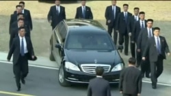 朝鲜领导人金正恩回到韩国一侧继续与文在寅会晤 朝鲜领导人金正恩回到韩国一侧继续与文在寅会晤