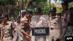 ရွှေဘိုအကျဉ်းထောင်ကိုရောက်ရှိလာတဲ့ အကျဉ်းထောင်လုံခြုံရေးတပ်သားများ ( May 9, 2019)