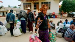 မိုးကုတ်အနီး တိုက်ပွဲအရှိန်ကြောင့် ဒေသခံ ရာနဲ့ချီထွက်ပြေး မိုးကုတ်အနီး တိုက်ပွဲအရှိန်ကြောင့် ဒေသခံ ရာနဲ့ချီထွက်ပြေး