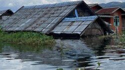 အင်းလေး ရေဘေးဒုက္ခသည်တွေ အရေးပေါ်အကူအညီရဖို့ အခက်ကြုံ 
 အင်းလေး ရေဘေးဒုက္ခသည်တွေ အရေးပေါ်အကူအညီရဖို့ အခက်ကြုံ