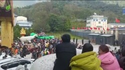 တရုတ်ဘက်က နယ်စပ်ဂိတ်ပိတ် ကုန်စည်ပြတ်လပ်ဈေးတက် “လယ်ယာစီးပွားသတင်း” တရုတ်ဘက်က နယ်စပ်ဂိတ်ပိတ် ကုန်စည်ပြတ်လပ်ဈေးတက် “လယ်ယာစီးပွားသတင်း”
