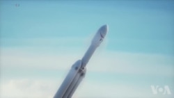 SpaceX将发射重型火箭把特斯拉跑车送入太空 SpaceX将发射重型火箭把特斯拉跑车送入太空