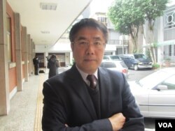 台湾绿营民进党立委黄伟哲(美国之音张永泰拍摄)