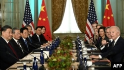 在亚太经合会领导人周期间,美国总统拜登与中国国家主席习近平在加利福尼亚州伍德塞德举行双边峰会。(2023年11月15日)