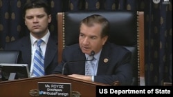 众议院外交委员会主席,共和党众议员罗伊斯(Ed Royce)(资料照片)