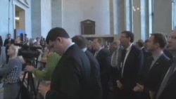 Фома з "Мандр" влаштував Майдан у Конгресі: приєднались сенатори, конгресмени. Відео Фома з "Мандр" влаштував Майдан у Конгресі: приєднались сенатори, конгресмени. Відео
