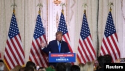 美国前总统特朗普在2022年11月8日中期选举夜对支持者发表讲话。(路透社)