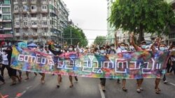 "တောင်တန်းပြည်မ ညီညွတ်ကြသည်" စာတန်းနဲ့ ဆန္ဒပြပွဲတွေ ရှိခဲ့ "တောင်တန်းပြည်မ ညီညွတ်ကြသည်" စာတန်းနဲ့ ဆန္ဒပြပွဲတွေ ရှိခဲ့