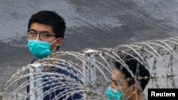资料照:前香港众志秘书长黄之锋在荔枝角收押所内。(2020年12月3日)