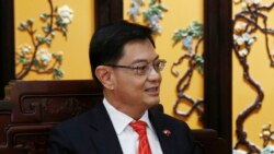 မြန်မာဆန္ဒပြသူတွေကို အကြမ်းဖက်မှု စင်ကာပူဒုဝန်ကြီးချုပ် တုန်လှုပ်မိကြောင်း ပြောဆို မြန်မာဆန္ဒပြသူတွေကို အကြမ်းဖက်မှု စင်ကာပူဒုဝန်ကြီးချုပ် တုန်လှုပ်မိကြောင်း ပြောဆို