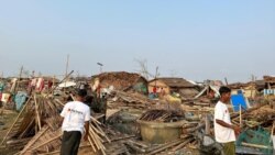 မိုခါဆိုင်ကလုန်းကြောင့် သေကျေထိခိုက် ပျက်စီးမှုတွေအတွက် ကုလစိုးရိမ်
 မိုခါဆိုင်ကလုန်းကြောင့် သေကျေထိခိုက် ပျက်စီးမှုတွေအတွက် ကုလစိုးရိမ်