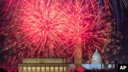 Pháo hoa nhân ngày Lễ Độc lập Hoa Kỳ 4/7/2022 tại Washington.