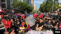 周日,数千台湾人在台湾立法院外集会,支持香港民众“反送中”抗争运动。 (萧洵拍摄)