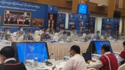 အစိုးရနဲ့ လူမျိုးစု လက်နက်ကိုင်တွေကြား ငြိမ်းချမ်းရေးဆိုင်ရာ ဆွေးနွေးပွဲ မပြီးပြတ်သေး အစိုးရနဲ့ လူမျိုးစု လက်နက်ကိုင်တွေကြား ငြိမ်းချမ်းရေးဆိုင်ရာ ဆွေးနွေးပွဲ မပြီးပြတ်သေး