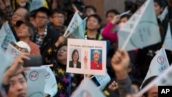 民进党支持者称蔡英文为“台湾的默克尔”