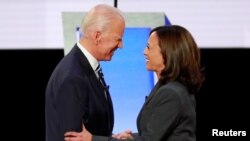 ဂျိုးဘိုင်ဒင် နှင့် အထက်လွှတ်တော် အမတ် Kamala Harris