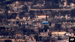 Фото: Мікроавтобус VW серед згарища, 9 січня 2025 року, Каліфорнія, Малібу