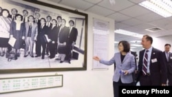 现被提名为川普白宫幕僚长的赖因斯·普里巴斯2015年与蔡英文见面(资料图)