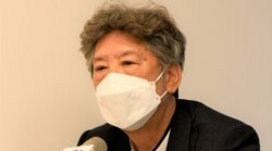 民主思路召集人汤家骅表示,近年很多建制派的人士对香港政治环境不满, 他们移民的意欲的确有所增加,不过,他认为建制派人士可能是有意移民到中国内地 (美国之音/汤惠芸)