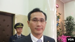 民进党立委郑运鹏(美国之音张永泰拍摄)