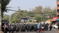 ရန်ကုန်မြို့က ဆန္ဒပြသူများ စုဝေးရာနေရာနှစ်ခု အင်အားသုံးဖြိုခွဲခံရ ရန်ကုန်မြို့က ဆန္ဒပြသူများ စုဝေးရာနေရာနှစ်ခု အင်အားသုံးဖြိုခွဲခံရ